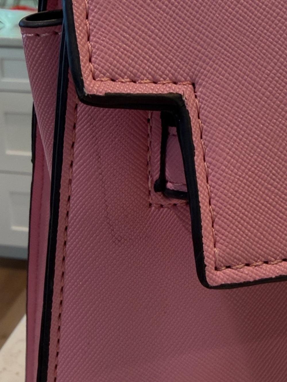 Faux Leather Kelly Style Pink Satchel Turnlock Handbag - Picture 11 of 12